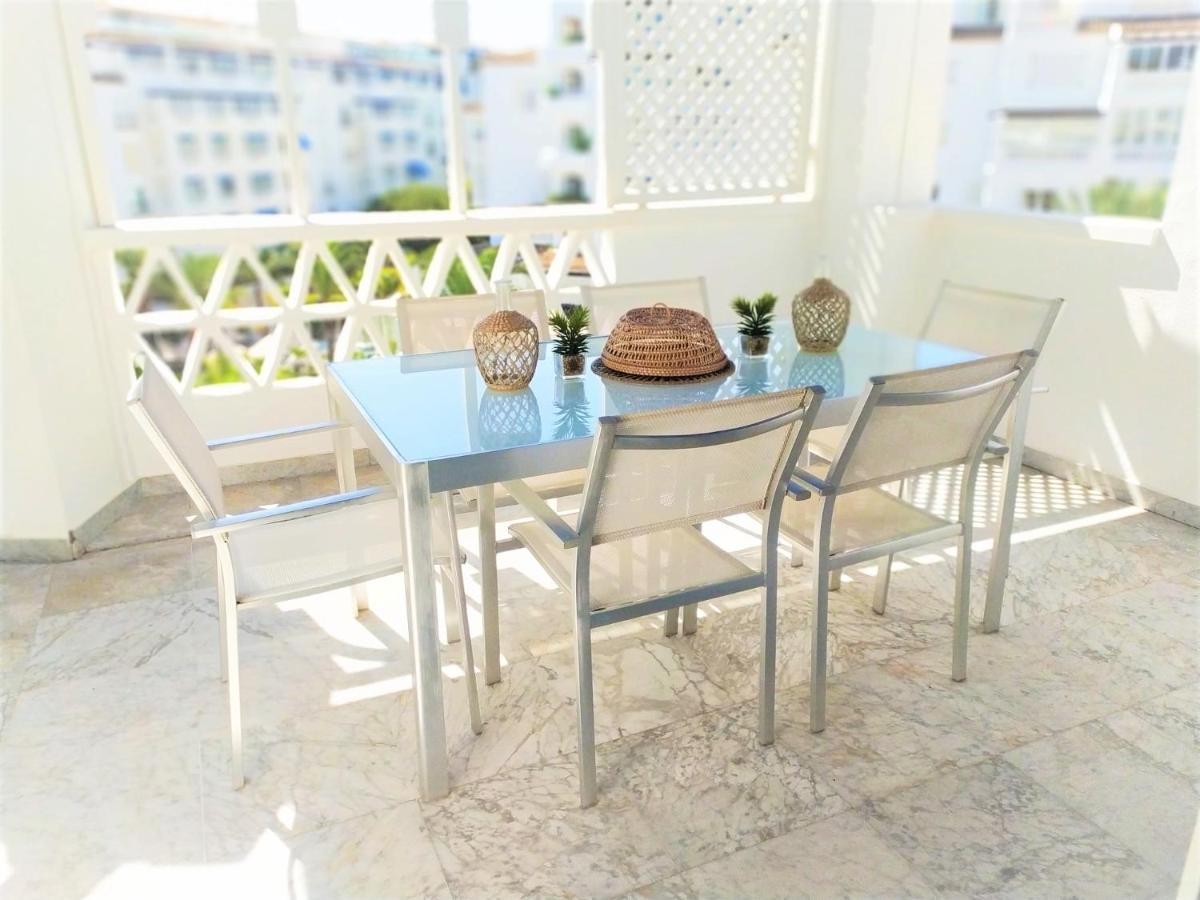 Gaviotas 3 Bedrooms Puerto Banus-marbella Apartment